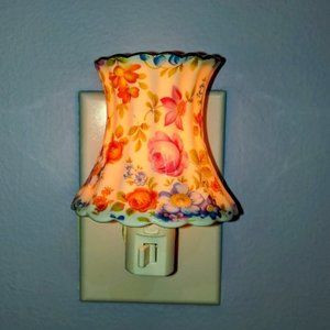 Floral Nightlight and Oil Burner